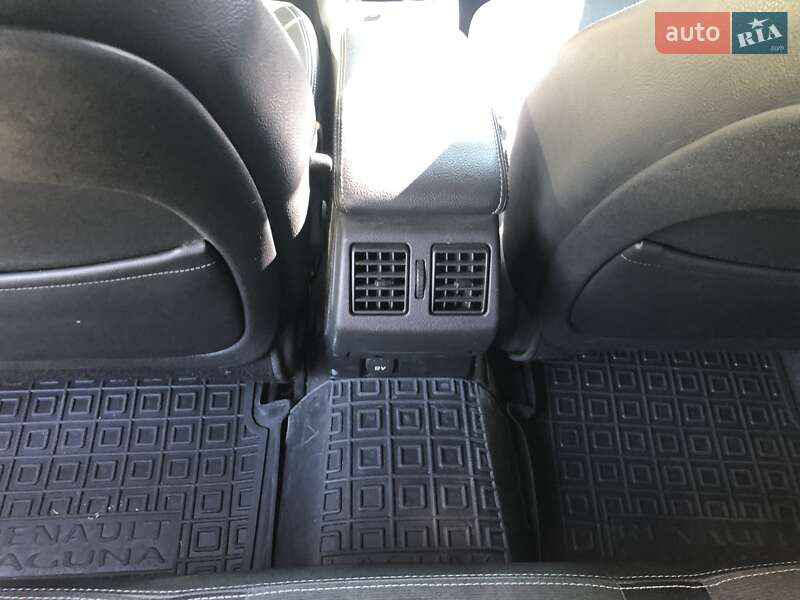 Ліфтбек Renault Laguna 2008 в Луцьку