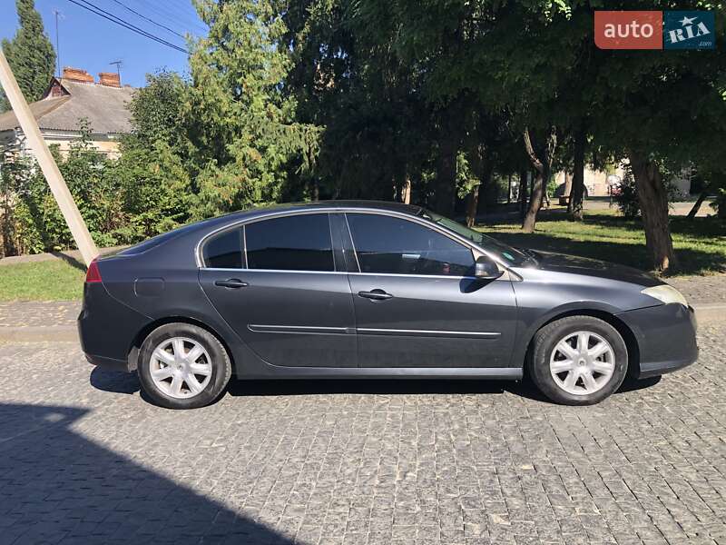 Лифтбек Renault Laguna 2008 в Луцке