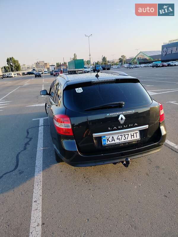 Универсал Renault Laguna 2010 в Киеве