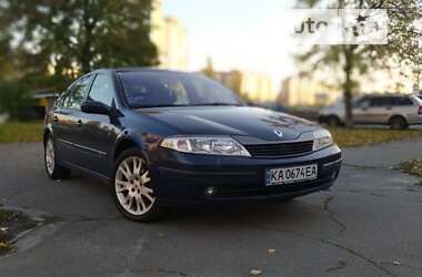 Лифтбек Renault Laguna 2001 в Киеве