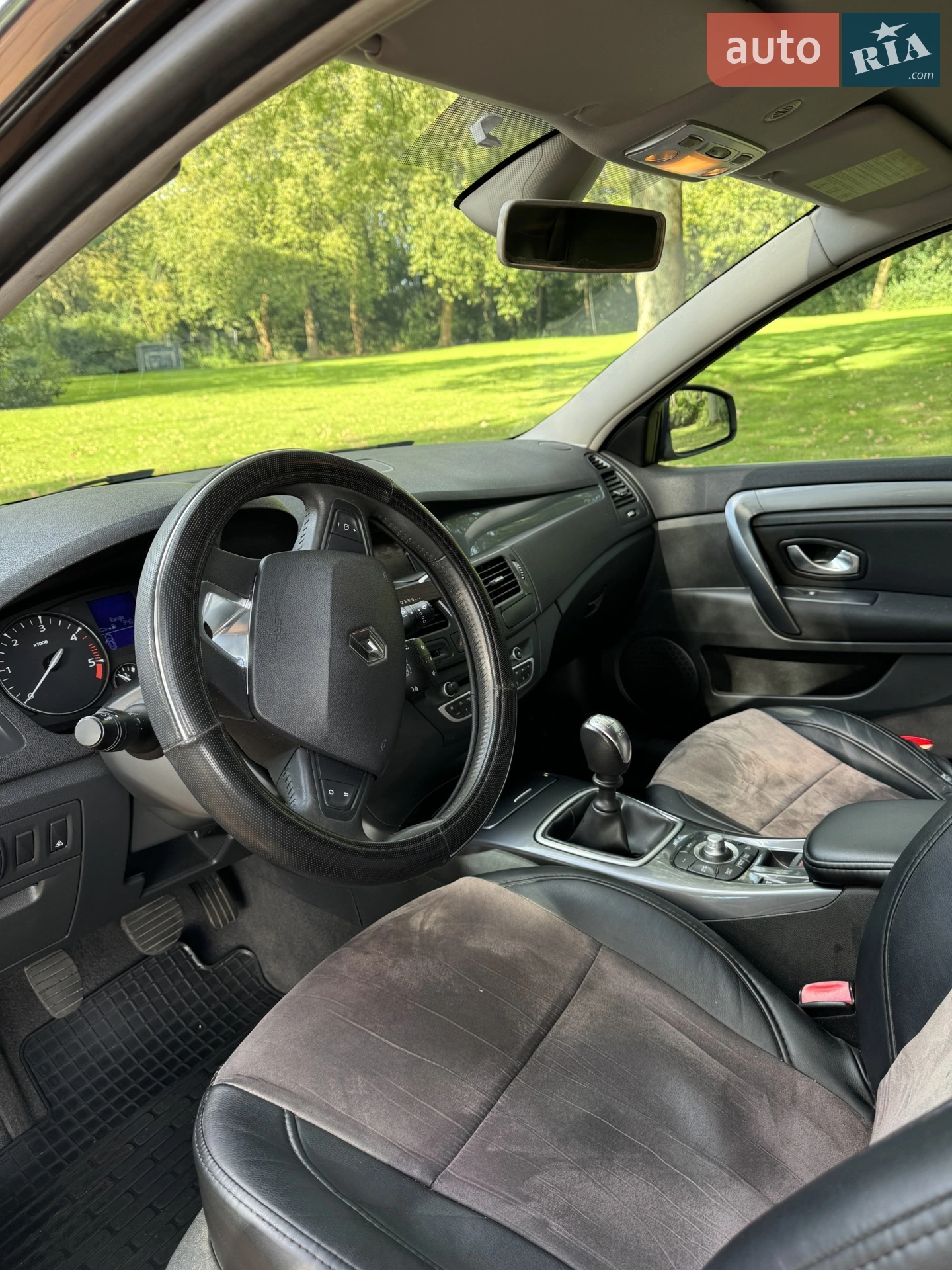 2010 Renault Laguna - мініатюра 13