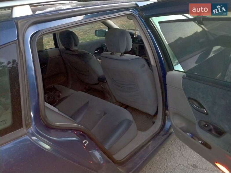 Универсал Renault Laguna 2001 в Черновцах фото 8 Универсал Renault Laguna 2001 в Черновцах