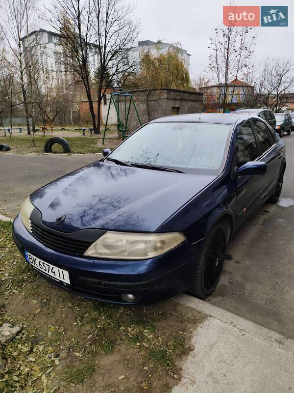 Лифтбек Renault Laguna 2001 в Славуте