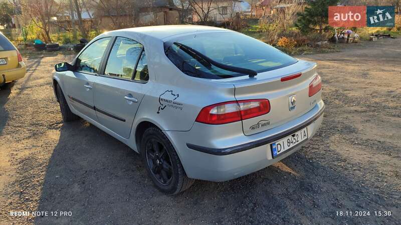 Лифтбек Renault Laguna 2001 в Косове