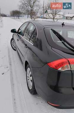 Лифтбек Renault Laguna 2008 в Дубно