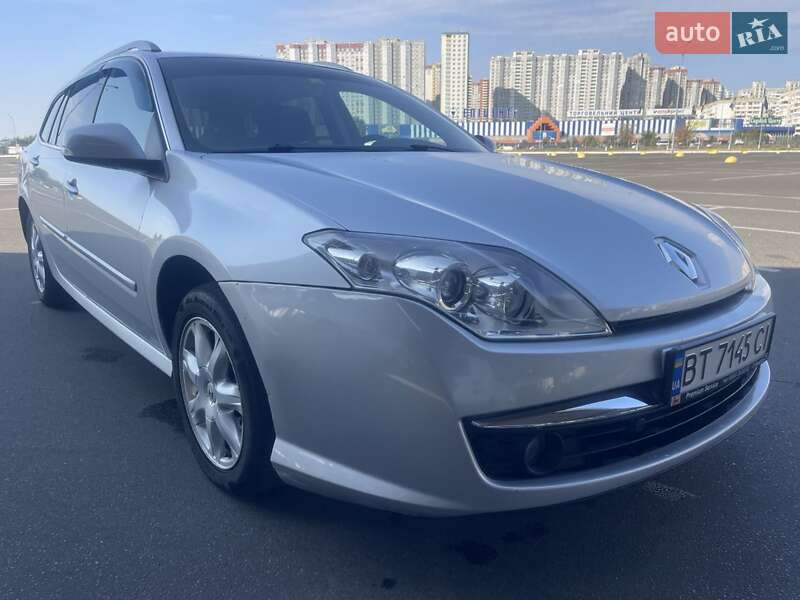 Универсал Renault Laguna 2010 в Киеве