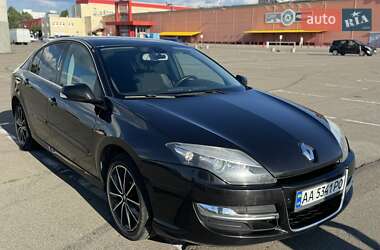 Лифтбек Renault Laguna 2014 в 