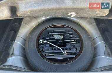 Лифтбек Renault Laguna 2014 в 