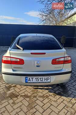 Ліфтбек Renault Laguna 2001 в Івано-Франківську