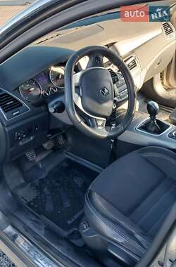 Универсал Renault Laguna 2011 в 
