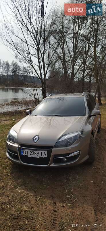 Универсал Renault Laguna 2011 в Ромнах