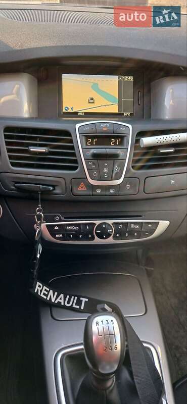 Универсал Renault Laguna 2011 в Ромнах