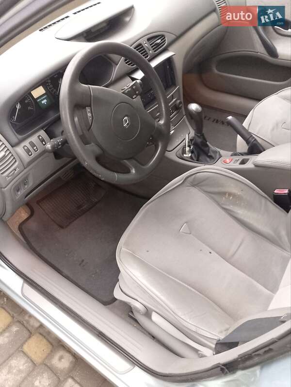 Лифтбек Renault Laguna 2001 в Судовой Вишне