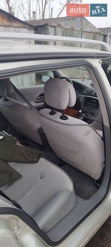 Универсал Renault Laguna 2003 в Ивано-Франковске