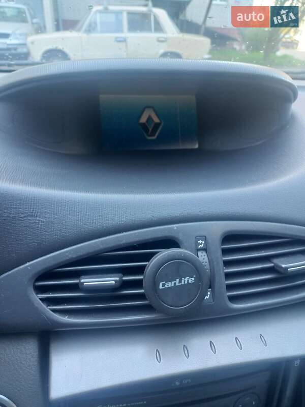 Универсал Renault Laguna 2002 в Луцке