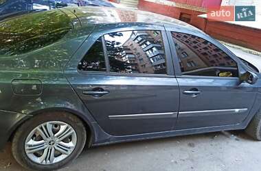 Ліфтбек Renault Laguna 2005 в 