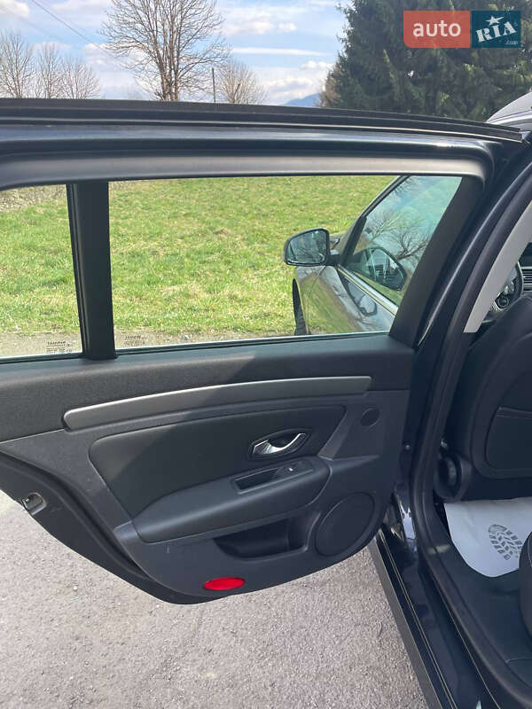Універсал Renault Laguna 2012 в Тячеві фото 8 Універсал Renault Laguna 2012 в Тячеві