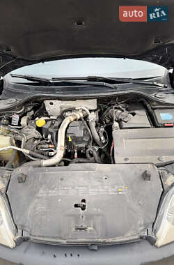 Лифтбек Renault Laguna 2008 в 