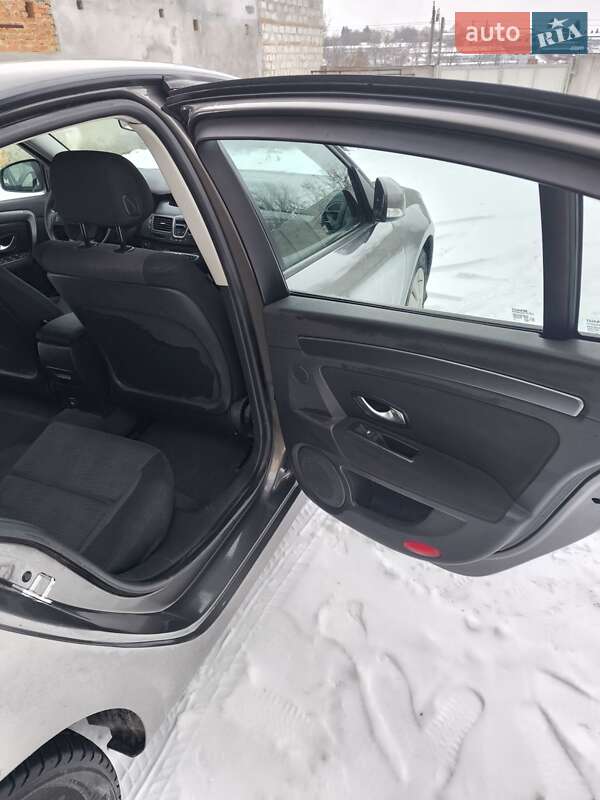 Ліфтбек Renault Laguna 2008 в Тернополі фото 11 Ліфтбек Renault Laguna 2008 в Тернополі