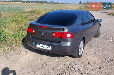 Лифтбек Renault Laguna 2006 в 