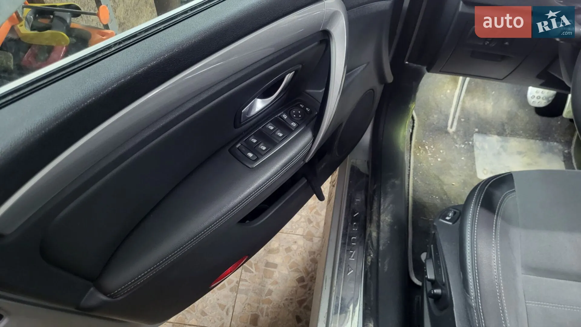 2011 Renault Laguna - мініатюра 8