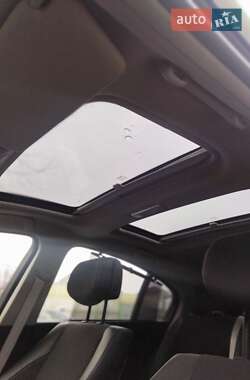 Лифтбек Renault Laguna 2011 в 