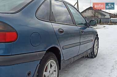 Лифтбек Renault Laguna 1995 в Ивано-Франковске