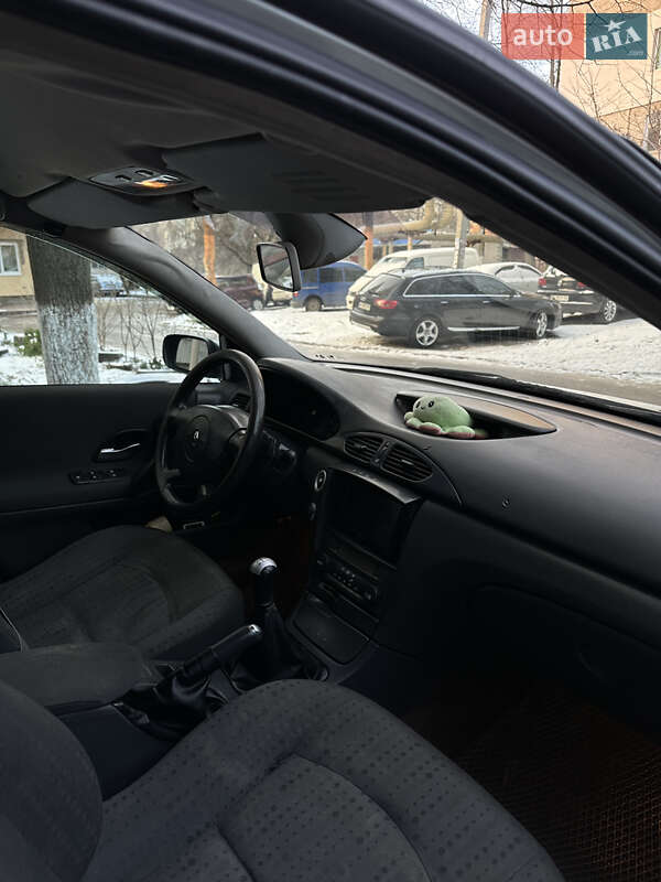 Ліфтбек Renault Laguna 2004 в Одесі