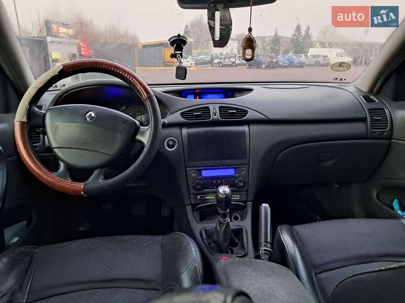 Універсал Renault Laguna 2002 в Рівному фото 11 Універсал Renault Laguna 2002 в Рівному