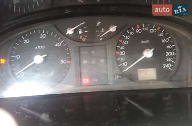 Ліфтбек Renault Laguna 2001 в Броварах