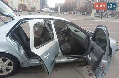 Ліфтбек Renault Laguna 2001 в Броварах