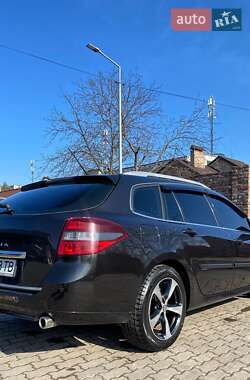 Универсал Renault Laguna 2011 в 