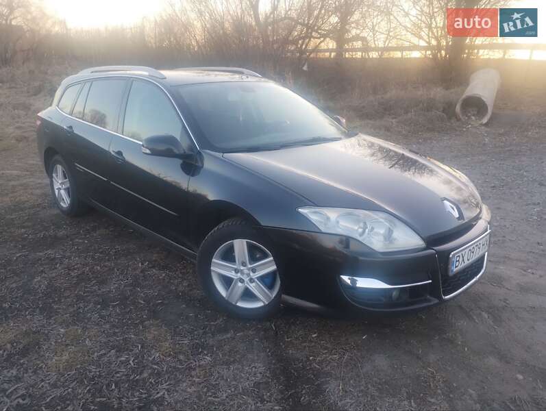 Универсал Renault Laguna 2009 в Староконстантинове