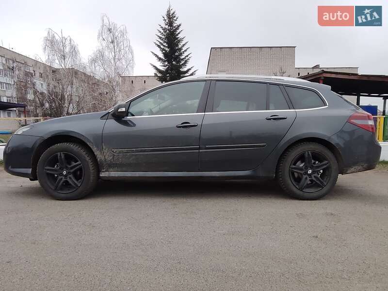 Универсал Renault Laguna 2009 в Малине