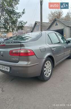 Лифтбек Renault Laguna 2002 в 