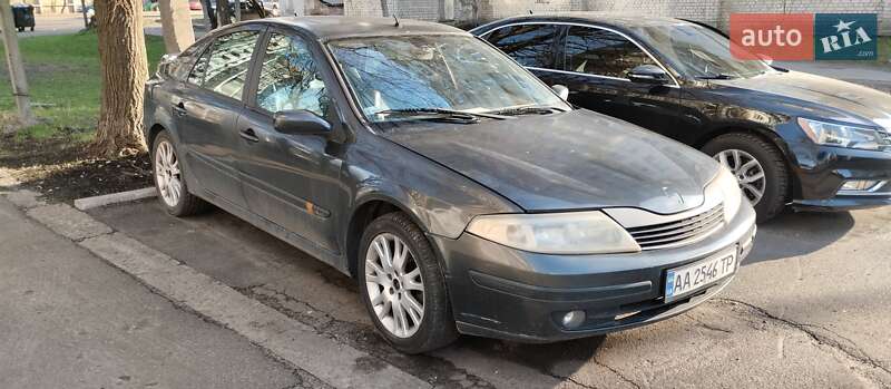 Ліфтбек Renault Laguna 2002 в Києві