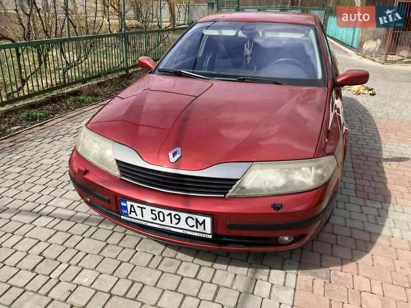 Лифтбек Renault Laguna 2002 в Долине