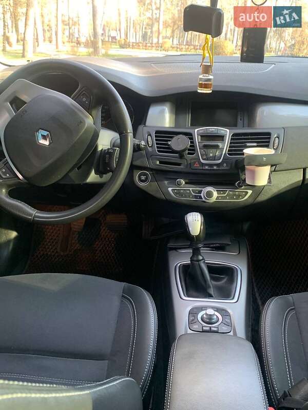 Лифтбек Renault Laguna 2012 в Киеве фото 13 Лифтбек Renault Laguna 2012 в Киеве