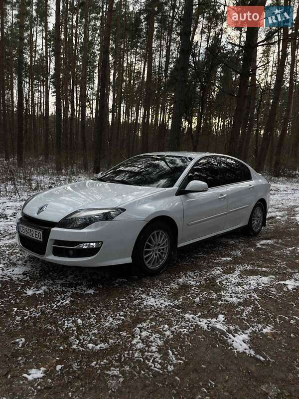 Лифтбек Renault Laguna 2011 в Прилуках