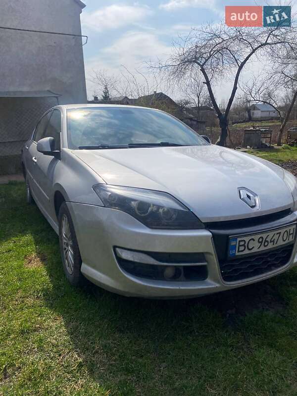 Лифтбек Renault Laguna 2010 в Львове