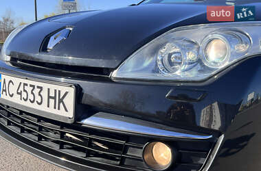 Ліфтбек Renault Laguna 2008 в 