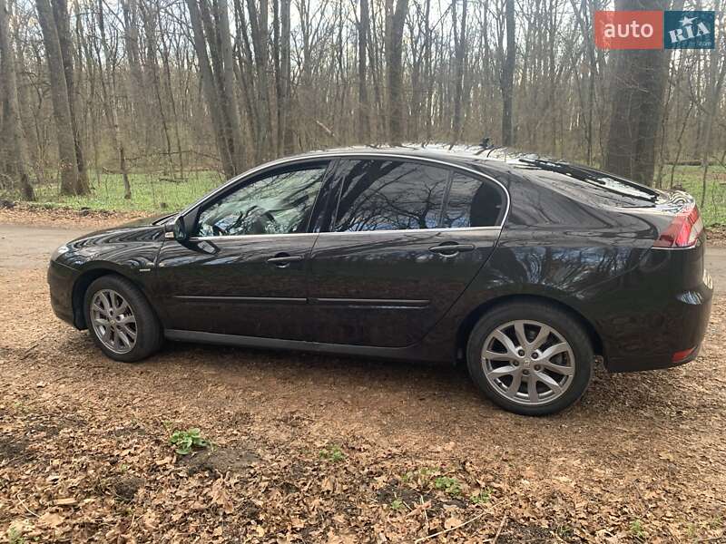 Ліфтбек Renault Laguna 2014 в Гадячі