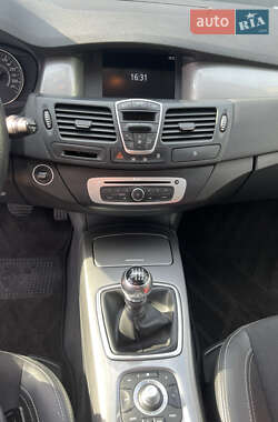 Ліфтбек Renault Laguna 2015 в 