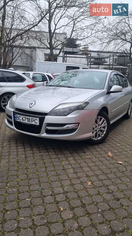Renault Laguna 2014