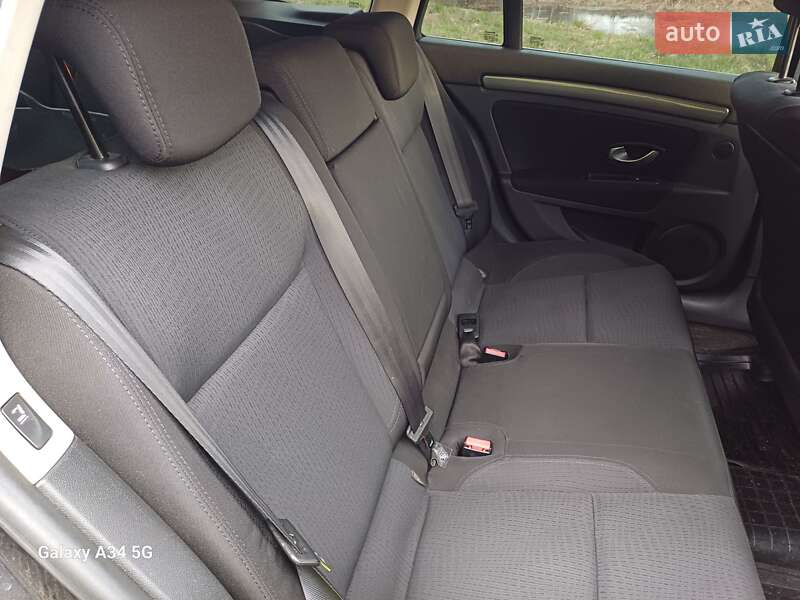 Универсал Renault Laguna 2010 в Ивано-Франковске фото 16 Универсал Renault Laguna 2010 в Ивано-Франковске