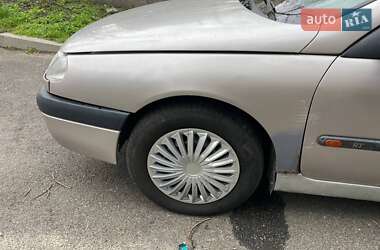 Лифтбек Renault Laguna 1995 в 