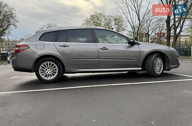 Универсал Renault Laguna 2012 в 