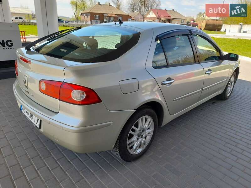 Лифтбек Renault Laguna 2006 в Тульчине