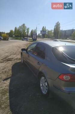 Лифтбек Renault Laguna 2006 в 