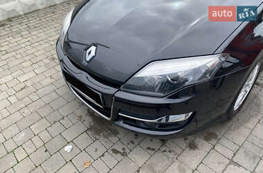 Лифтбек Renault Laguna 2011 в 